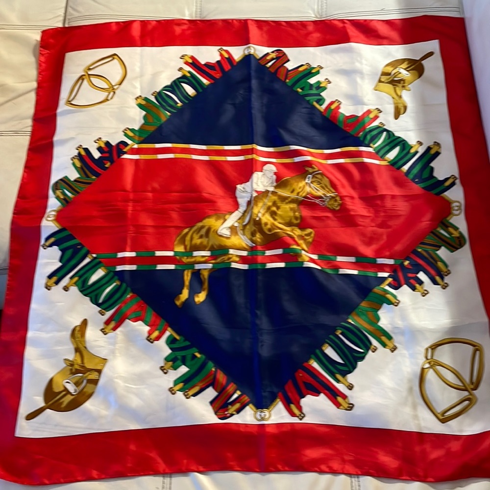 100% Silky copy of Gucci Horse Scarf